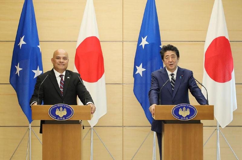 President Panuelo and Prime Minister Abe during the Joint Press Conference